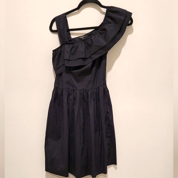 Tara JarmonBlack one shoulder sleeve dress size EU 40 - Picture 9 of 16